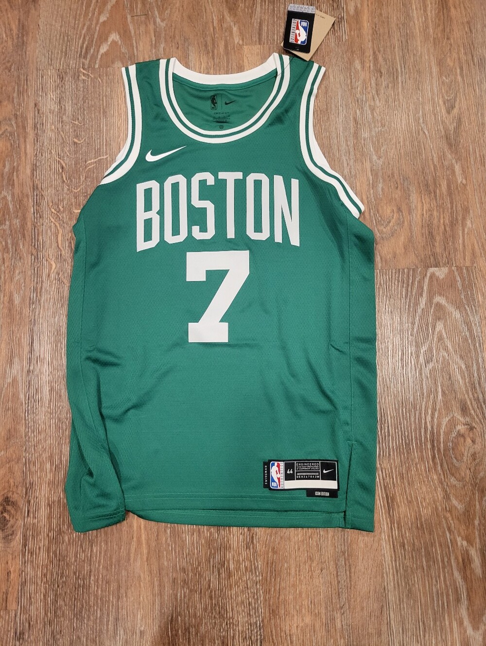NWT Mens (M) Nike Dri Fit Boston Celtics Basketball Jersey #7 Jaylen Brown
